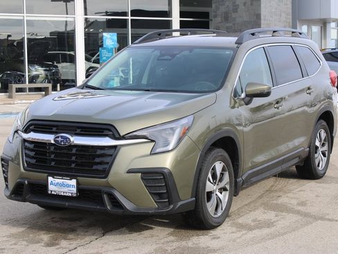 Certified 2023 Subaru Ascent Premium w/ Convenience Package image 1