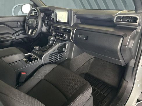 Used 2025 Toyota 4Runner SR5 image 25