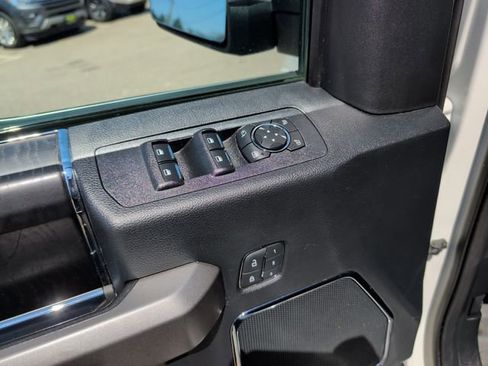 Used 2020 Ford F150 Platinum w/ Equipment Group 701A Luxury AWD/4WD image 17