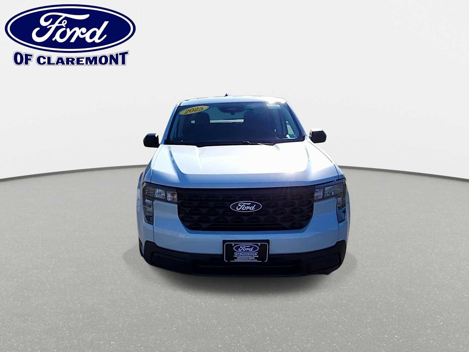 Used 2025 Ford Maverick XL w/ Equipment Group 102A AWD/4WD image 3