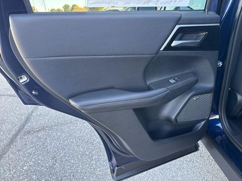New 2026 Mitsubishi Outlander SE FWD image 29