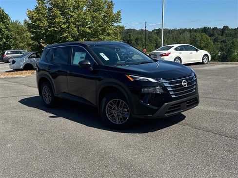 New 2026 Nissan Rogue S image 2