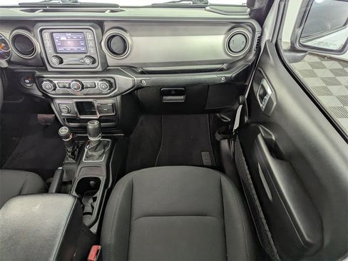 Used 2021 Jeep Gladiator Sport w/ Trailer Tow Package image 16