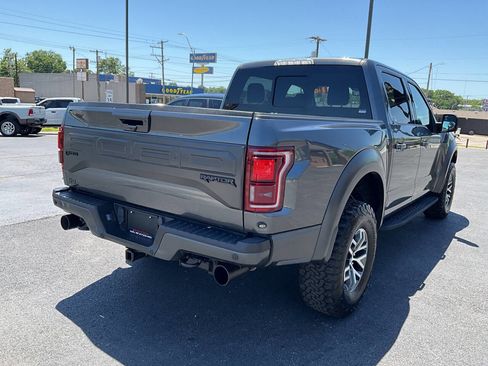 Used 2018 Ford F150 Raptor w/ Equipment Group 802A Luxury AWD/4WD image 5