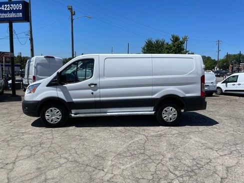 Used 2024 Ford Transit 250 Low Roof w/ Exterior Upgrade Package image 3