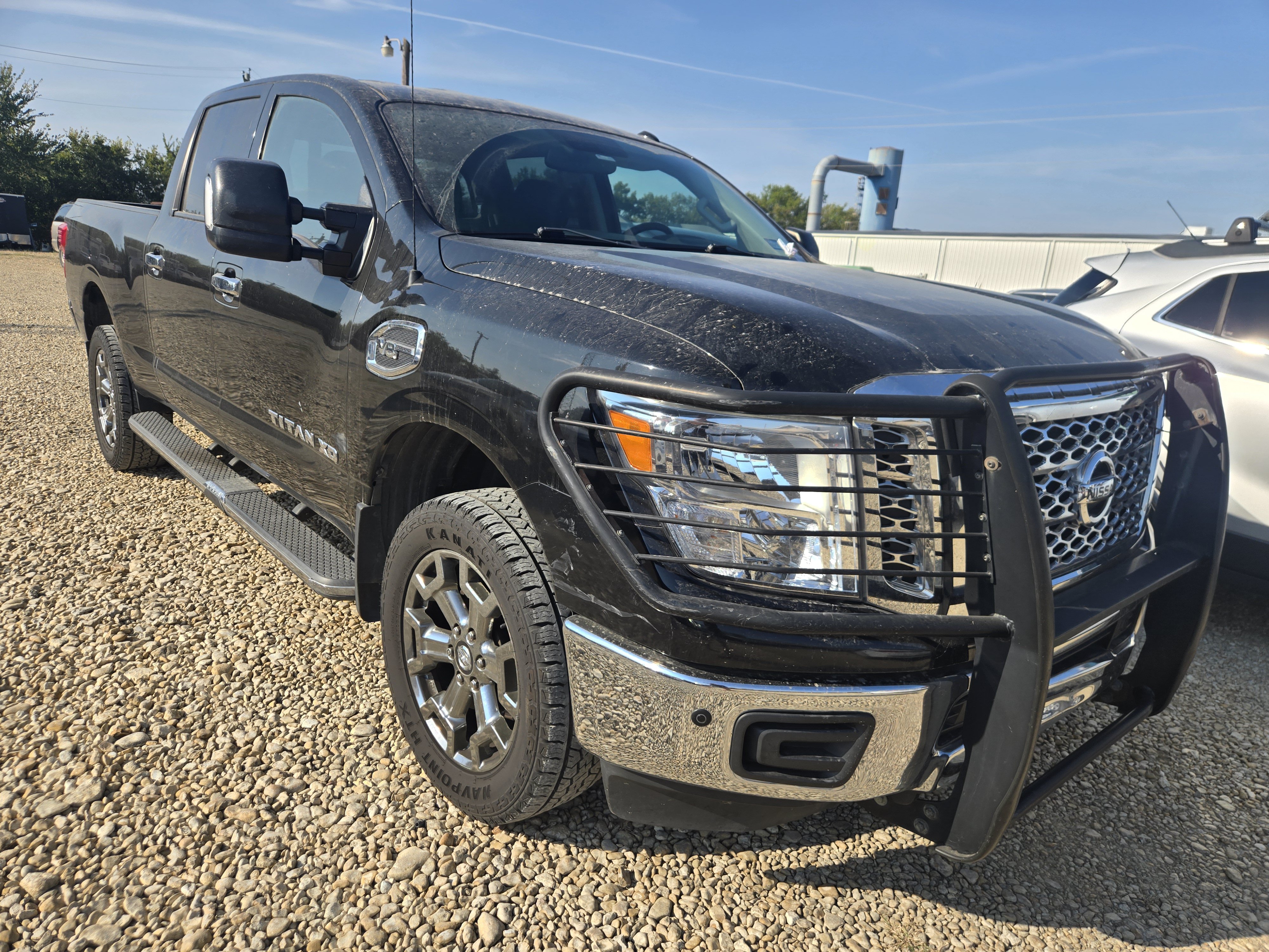 Used 2018 Nissan Titan SV w/ SV Convenience Package AWD/4WD image 1