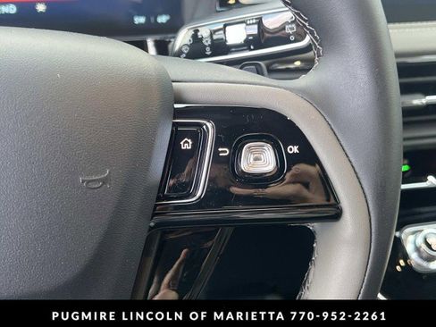 New 2026 Lincoln Corsair Premiere image 55