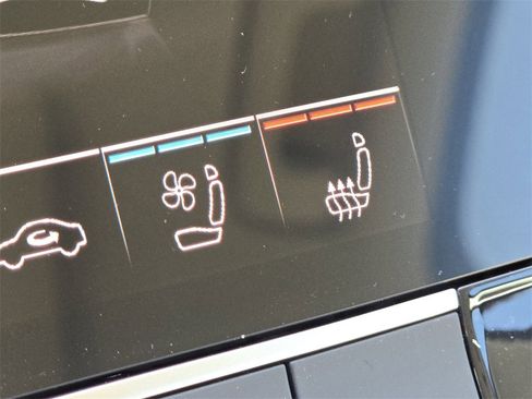 New 2025 Audi A6 Premium Plus image 11