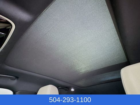 Used 2023 Land Rover Range Rover Velar R-Dynamic S image 23