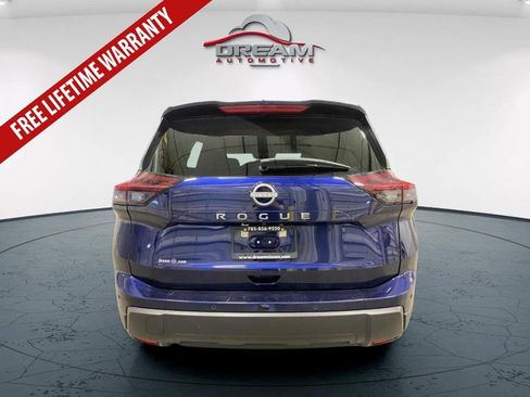 Used 2025 Nissan Rogue SV FWD image 16