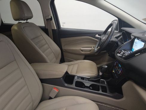 Used 2017 Ford Escape Titanium AWD/4WD image 21