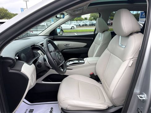 Certified 2024 Hyundai Tucson Limited AWD/4WD image 9