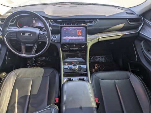 Used 2022 Jeep Grand Cherokee L Limited w/ Trailer Tow Group (B) image 16