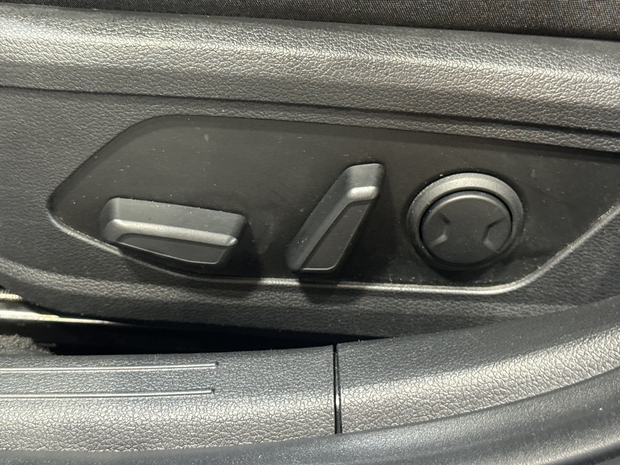 Used 2025 Hyundai Sonata SEL FWD image 15