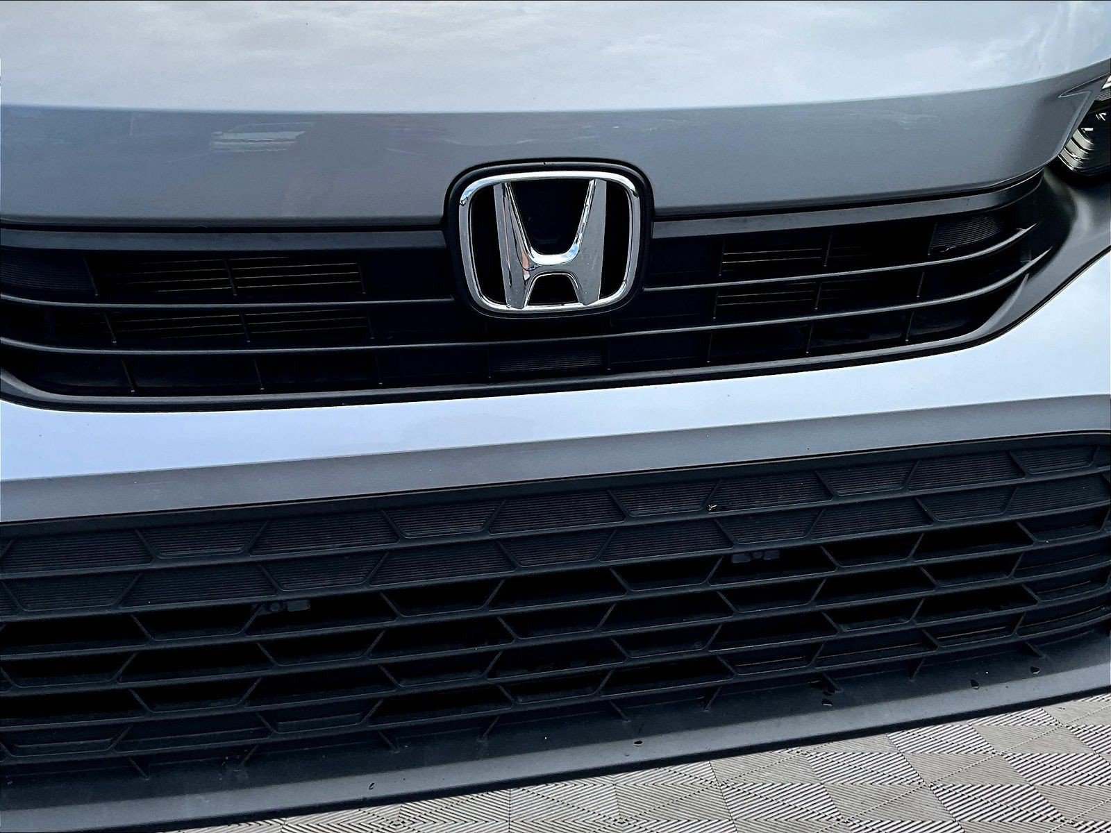 Used 2023 Honda Civic Sport image 32