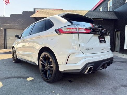 Used 2020 Ford Edge ST w/ Equipment Group 401A image 3