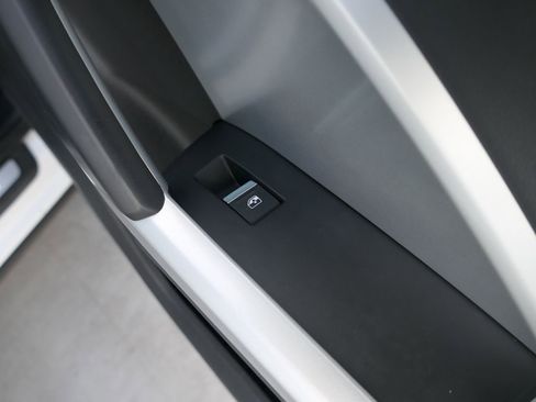 Used 2024 Audi Q3 2.0T Premium image 24