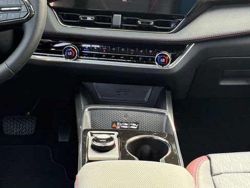 New 2026 Chevrolet Equinox RS w/ Convenience Package III image 20