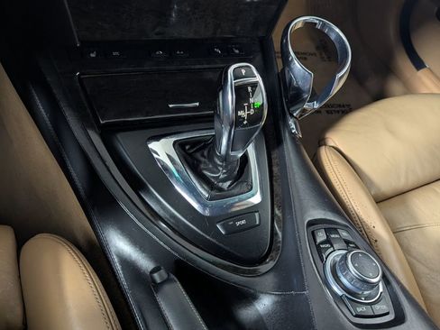 Used 2010 BMW 650i Convertible image 22