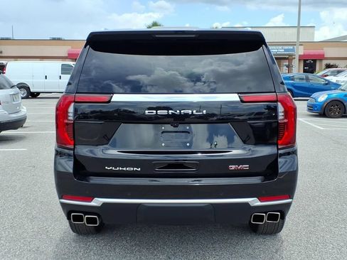 Used 2025 GMC Yukon Denali RWD image 6