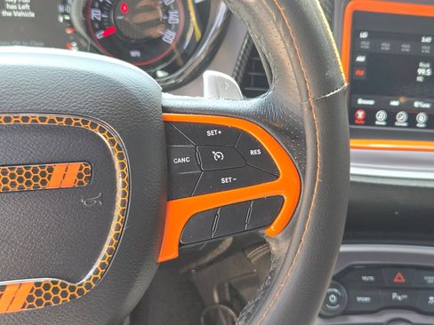 Used 2019 Dodge Challenger R/T w/ Driver Convenience Group RWD image 19