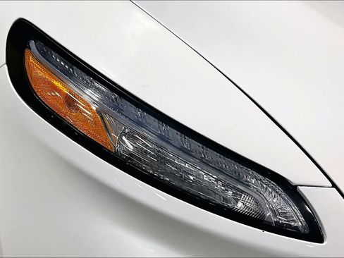 Used 2016 Jeep Cherokee Latitude w/ Comfort/Convenience Group image 28