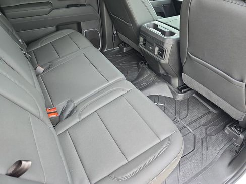New 2026 Chevrolet Silverado 1500 LT w/ Leather Package RWD image 11