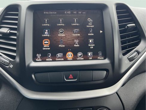 Used 2014 Jeep Cherokee Latitude w/ Comfort/Convenience Group FWD image 25