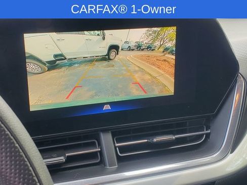 Used 2025 Chevrolet Trax LT FWD image 18