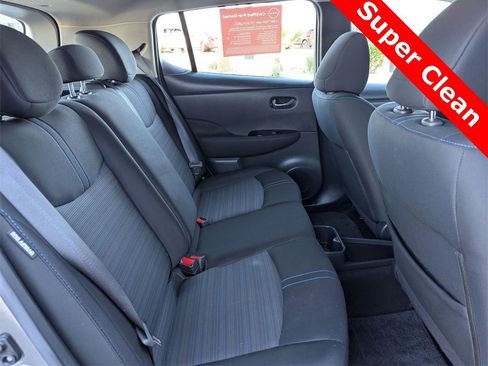 Certified 2023 Nissan Leaf SV Plus image 17