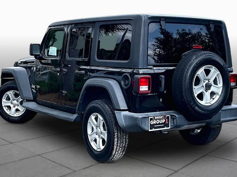 Used 2018 Jeep Wrangler Unlimited Sport S AWD/4WD image 11