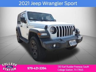 Used 2021 Jeep Wrangler Sport video 1