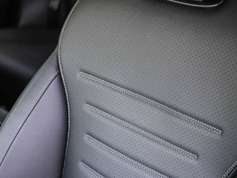 Certified 2025 Mercedes-Benz GLC 300 4MATIC image 23