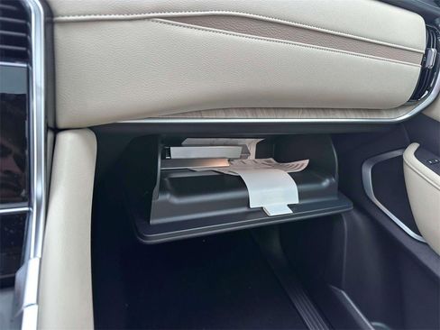 New 2025 Nissan Armada Platinum Reserve image 34