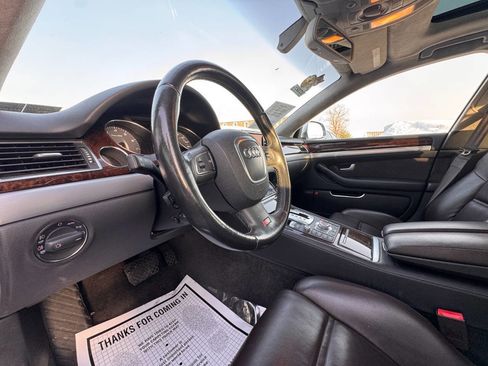Used 2008 Audi S8 image 21