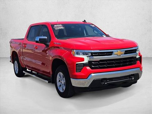 Used 2024 Chevrolet Silverado 1500 LT AWD/4WD image 3