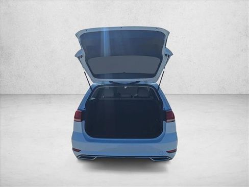 Used 2019 Volkswagen Golf S w/ Driver Assistance Package image 6