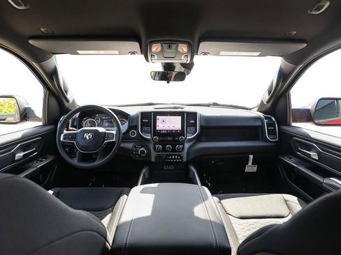 New 2026 RAM 1500 Big Horn AWD/4WD image 22