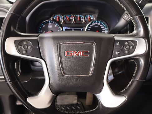 Used 2018 GMC Sierra 1500 SLE w/ SLE Value Package image 3