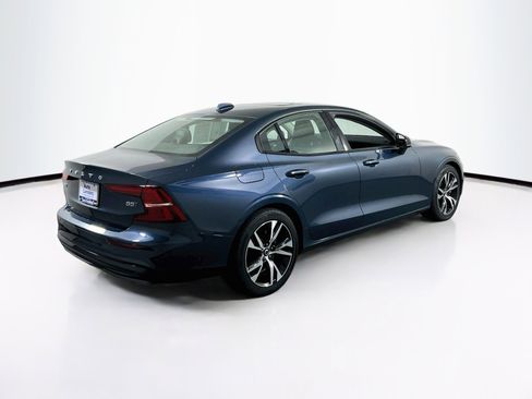 Used 2024 Volvo S60 B5 Plus image 5
