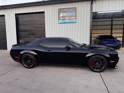 Used 2019 Dodge Challenger R/T Scat Pack w/ Widebody Package image 10