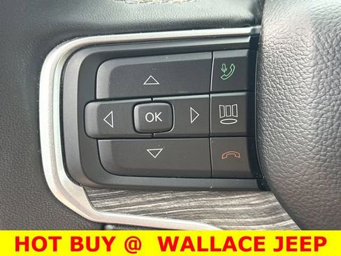 Certified 2024 Jeep Wagoneer Series II w/ Flexible Seating Group AWD/4WD image 25