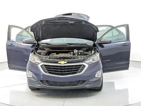 Used 2019 Chevrolet Equinox LS w/ LS Convenience Package FWD image 10