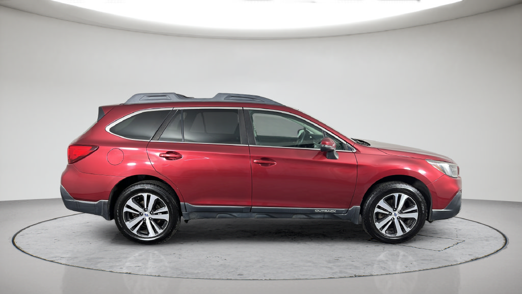 Used 2018 Subaru Outback 2.5i Limited AWD/4WD image 6