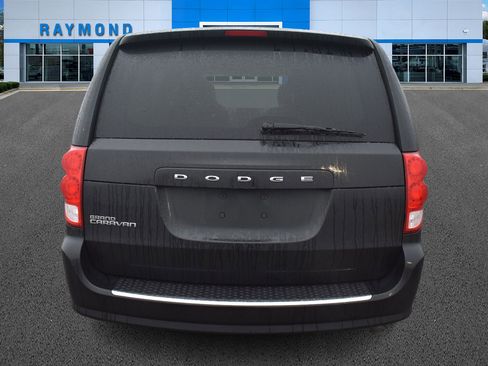 Used 2013 Dodge Grand Caravan SE image 4