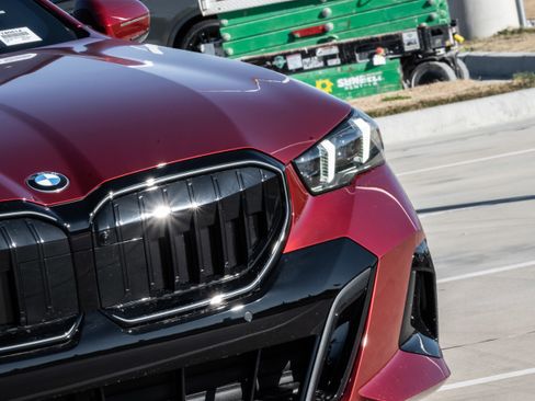 New 2026 BMW 530i w/ M Sport Package image 7