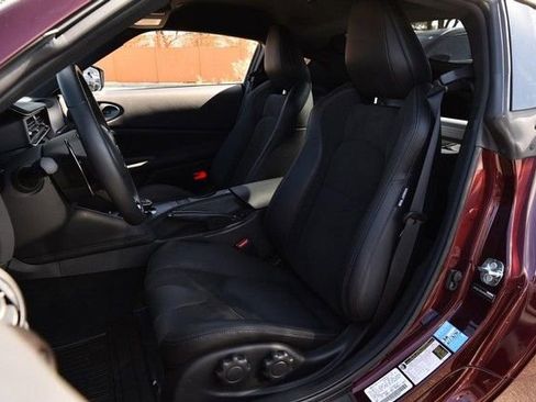 Certified 2024 Nissan Z Performance w/ Floor Mat Package image 22
