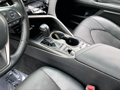 Used 2024 Toyota Camry XSE w/ Navigation Package FWD image 16