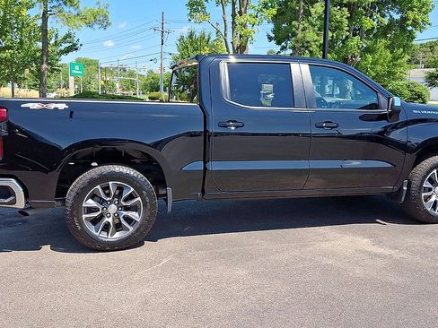 Certified 2024 Chevrolet Silverado 1500 LT AWD/4WD image 3