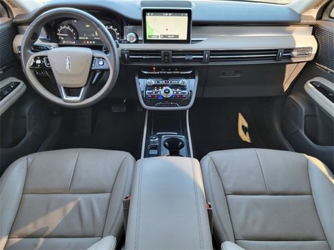 Certified 2022 Lincoln Corsair AWD w/ Premium Package image 26